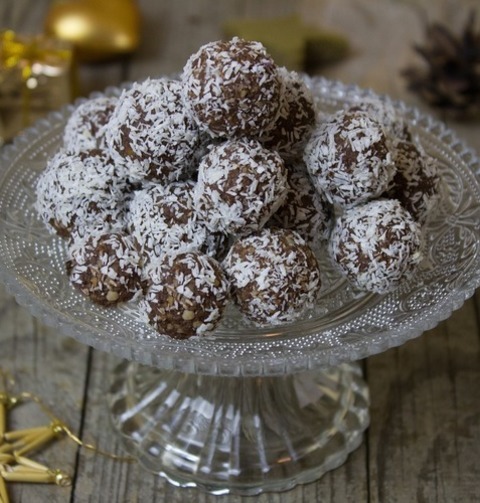 Coconut Rum Balls Recipe