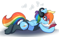 needs-more-pony:  I colored it :D  <3