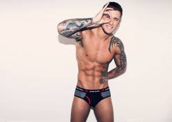 tumblinwithhotties:  Dan Osborne