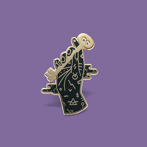 lordofmasks:Curio-Key | Camille Chew x Lost Lust SupplyA magical enamel pin made with Lost Lust Supp