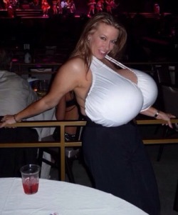 funbaggery:  Funbaggery wishes Chelsea Charms