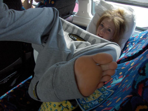 young foot in bus - no problem! :D