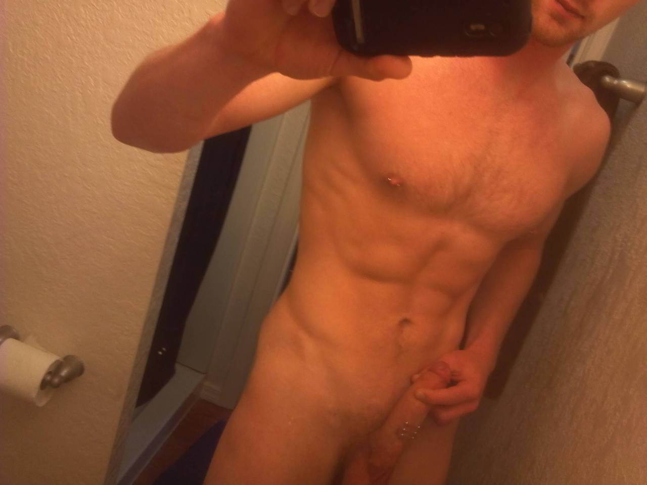 garbogingerlover:  gayamateurclub:  Like amateur guys?  Follow the Gay Amateur Club. http://gayamateurclub.tumblr.com/