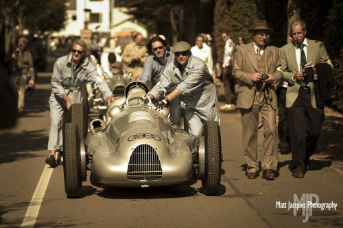 Goodwood Revival 2012 - Matt Jacques Photography (Web)www.automobiliart.blogspot.com