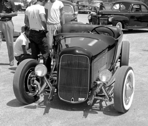justahillbillyfromouterspace:1953 just a cool rod at the drags in Calif 