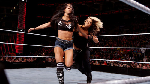 ajpunkfans:  RAW 25th March, 2013 HQ Digitals: Kaitlyn vs. AJ Lee  Finally a diva’s match! Wish it could have lasted longer but if its only for Wrestlemania build up then I am all for it! Thinking it might be a 6 mixed tag match for the diva’s