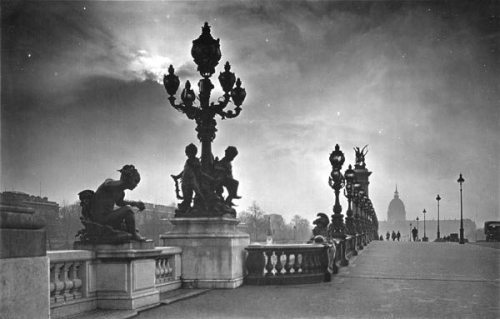 mimbeau:Pont Alexandre III Paris circa 1920Yvon