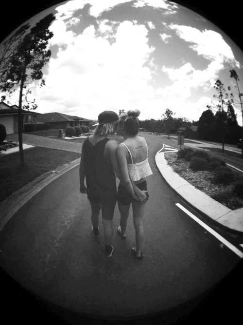 s1ckness:  Couple | Weheartit 