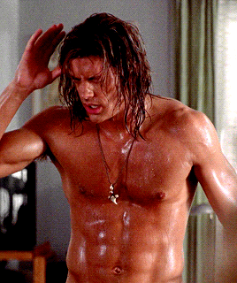 antoniosbanderas:  Brendan Fraser as George in George of the Jungle (1997)