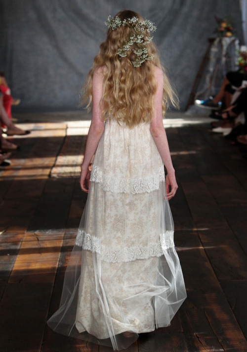 lotrfashion:Dress for Goldberry - Claire Pettibone