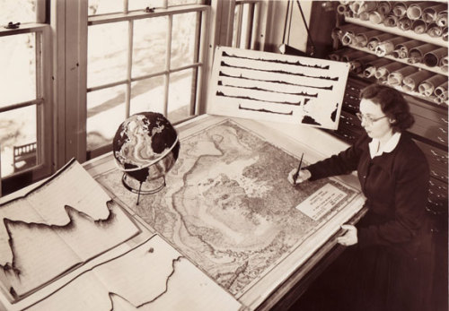 girl-museum: Marie Tharp was a cartographer who mapped the entire ocean floor and discovered a rift 