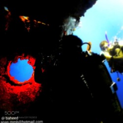 socialfoto:underwater life photographer inside wreck by AnasBaheed1