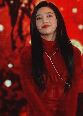 beautyeri:joy slaying in peek-a-boo  // @MMA 2017
