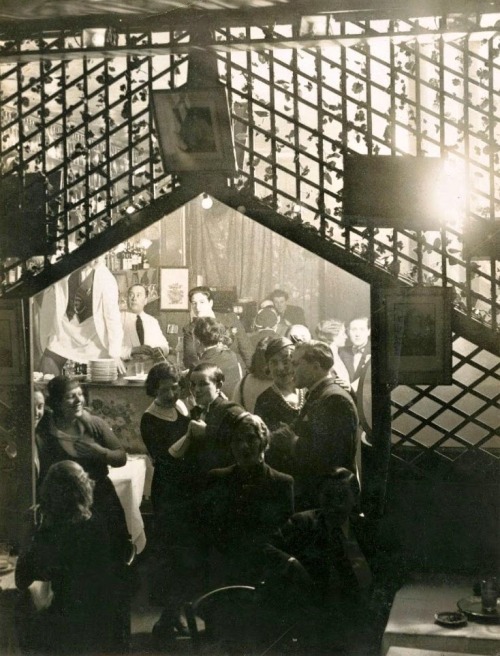 Evening at the Monocle, ca. 1932.