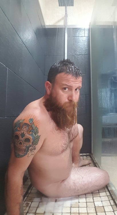 dani-redbeard:  Follow my instagram @Dani.redbeard_oficial 👍