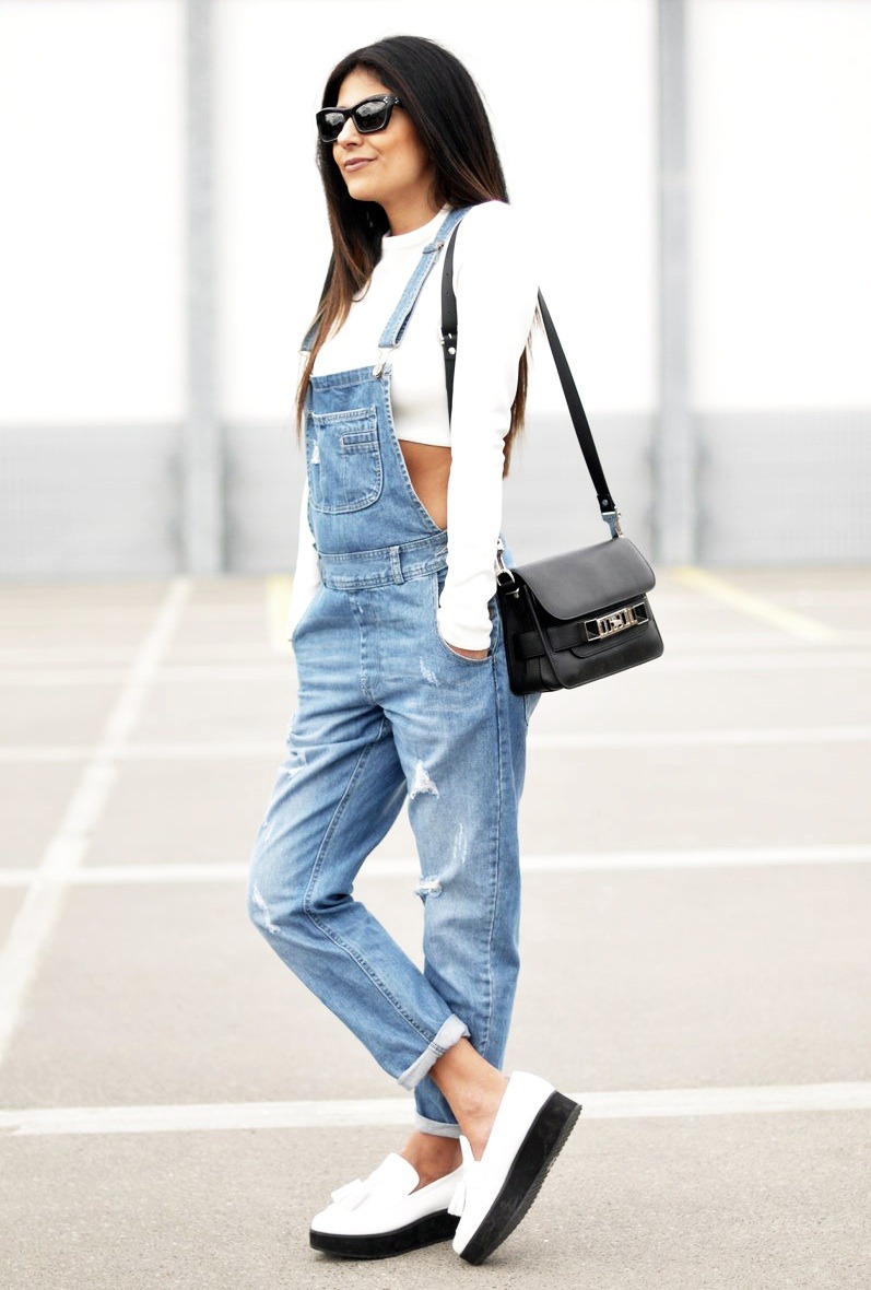 naimabarcelona:  Laura Diettrich-Fashionlandscapeblog