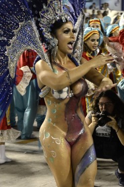 Carnaval Kardashians Da Folia