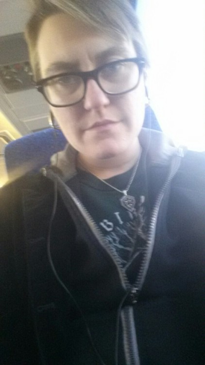 cinnamon-lady24 tagged me to share a selfie now dammit, so here is me on a bus. Tagging patternsinno