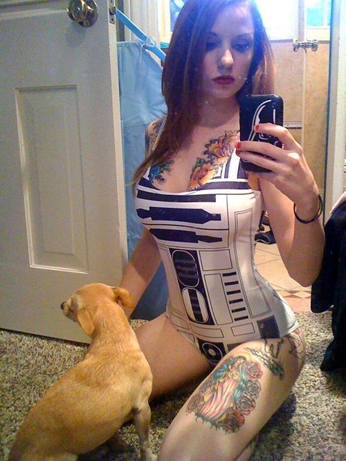 Sexy R2D2 and Puppy!  #Selfie #hotselfie #sexy Selfie Visit selfieparadise.comFor more Sexy S