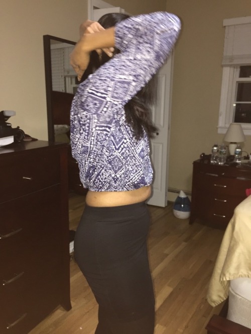 indiancpl72: Indian wife Sarita getting ready for night club