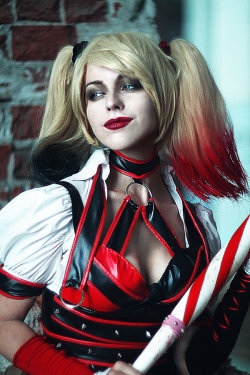 hotcosplaychicks:  Arkham’s Harley Quinn by ErikNeyman Check