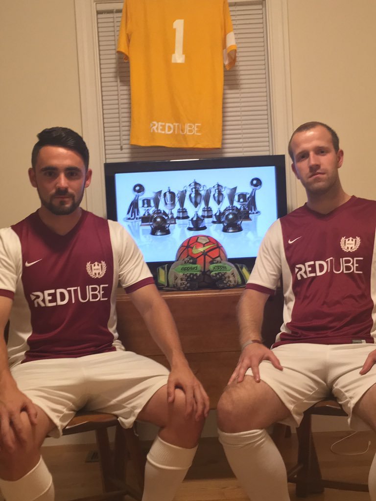 finofilipino:  RedTube, nuevo patrocinador del equipo de fútbol de Masachuches.Y
