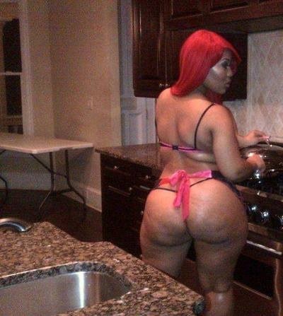 assbomb:  Cooking up something good?