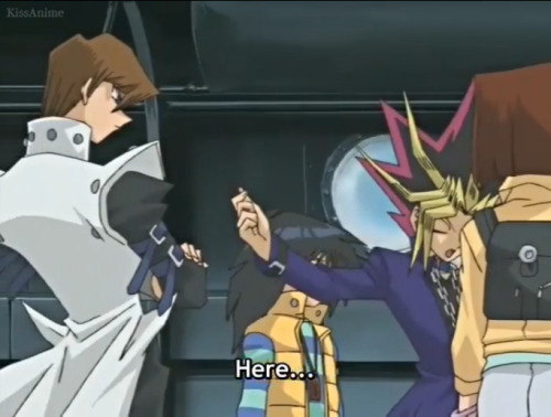 perfectionshipping:  notreadyfor:  partiallyundressedkaiba:  notreadyfor:  perfectionshipping:  Something tells me the poor Pharaoh has no idea what the hell an SD card is… I adore how he’s just assumes Kaiba will know what do with it :P It’s cute