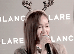 jeongsis-deactivated20150522:Jessica crying when she saw fans holding “Sica, let’s be happy“ b