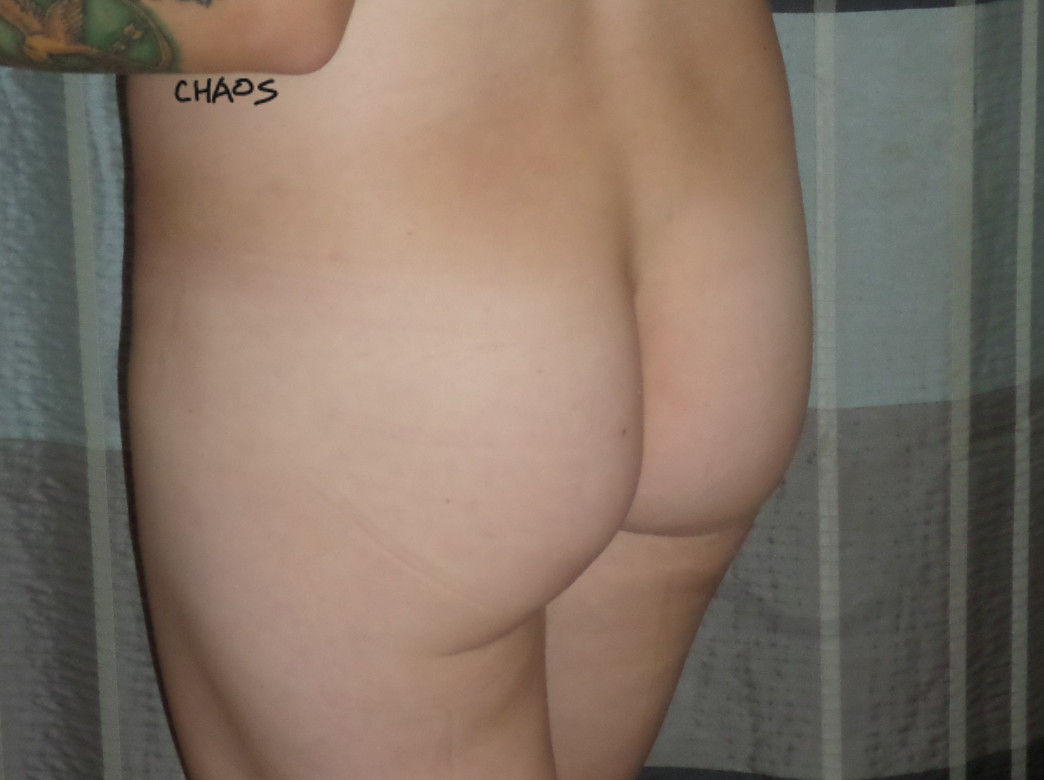 georgechaos:  Skinny girls ass for hump day, my sexy amature nude girl nude and tattooed