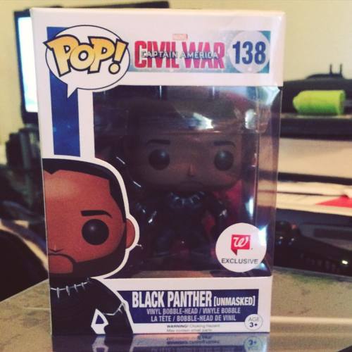 l3ssthane: Seriously loving this #BlackPanther pop. Thanks, Mom. #funko #funkopop #walgreensexclusi