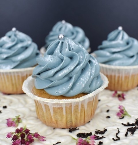 Mini Vanilla Cupcakes With Blue Icing Recipe