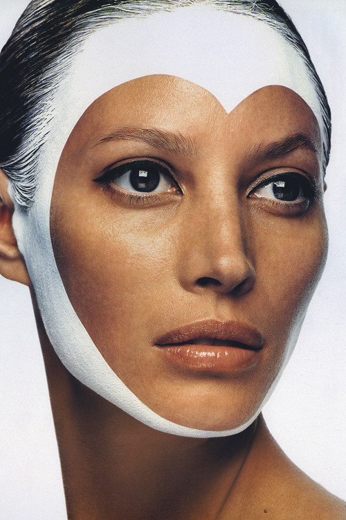 vuittonable:christy turlington by regan cameron for v #16 april 2002 x natalia vodianova by sølve su