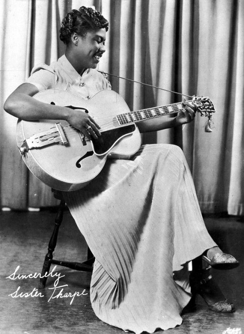 vintagewoc:Sister Rosetta Tharpe (1940′s)