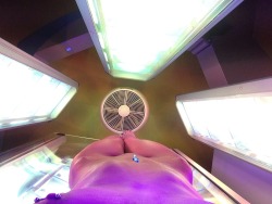 wtfsadiel0l:  Bc the tanning bed looked like a space ship.
