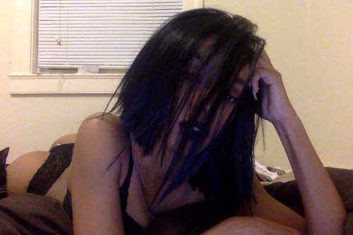 bbymum:  when you cut your hair and you’re trying to find a way to make it slay 