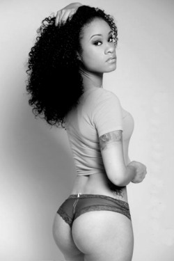 bigbootyebony:  Tumblr beautiful black women