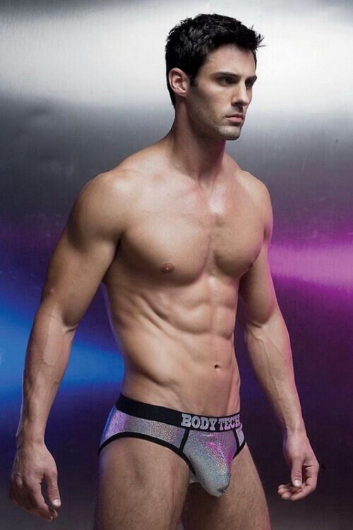 hunks4you:  http://hunks4you.tumblr.com/ 