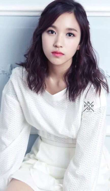 Porn photo kpop-locks:  mina; 