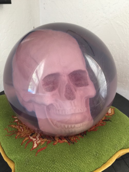 nowayhead:clear ebonite skull bowling ball