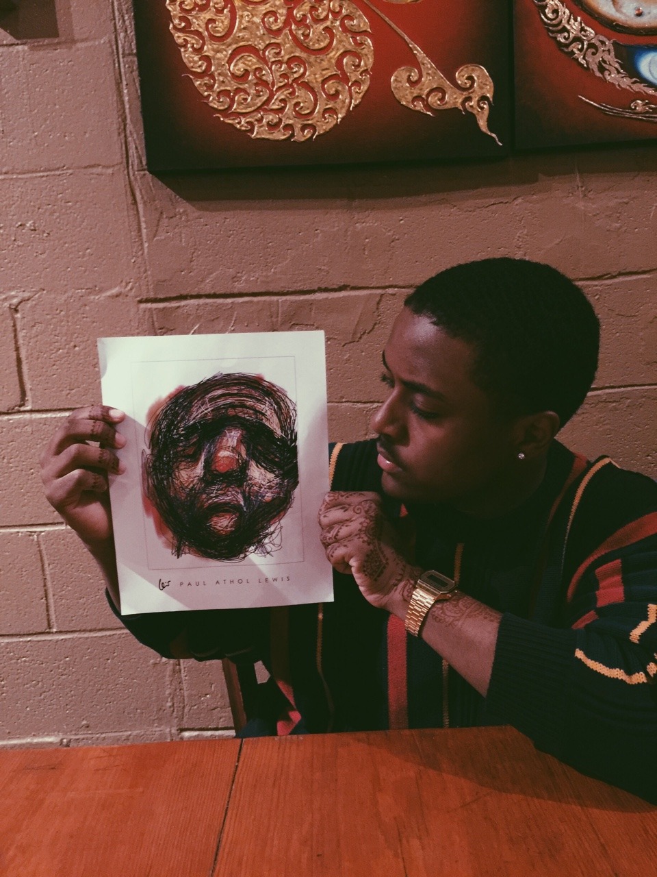 naranxa:  The abstract man attracted me• artist IG: @paulathol