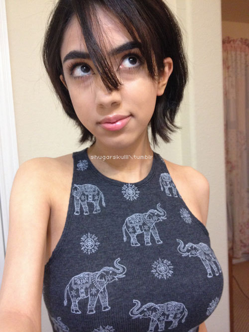 ashprincessmidna:  shugarskull:  selfie after 500 years cuz i got a haircut yesterday
