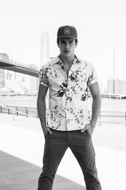 bambam62:  William Moncada by Juan Neira