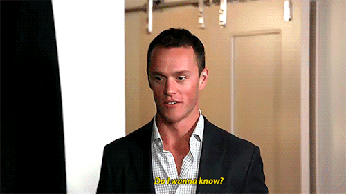 fenweak:my sexuality: jonathan toews fondling things while smirking and cussing