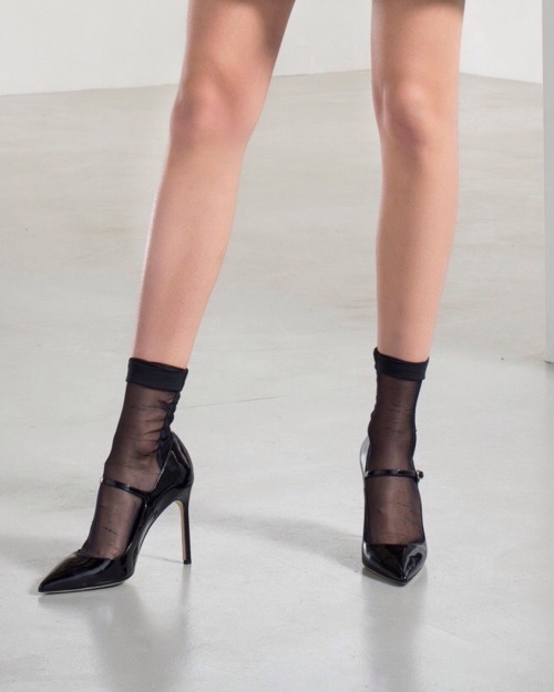 empress-empire:  Lisa Perry Pre-F/W16 RTW