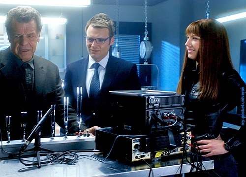 my-pocket-universe:  Walter, Lincoln and Altlivia- Fringe 4.18 “The Consultant” 