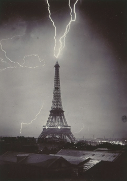 venula:   The Eiffel tower struck by lightning, 1902 - Photograph by Gabriel Loppé  