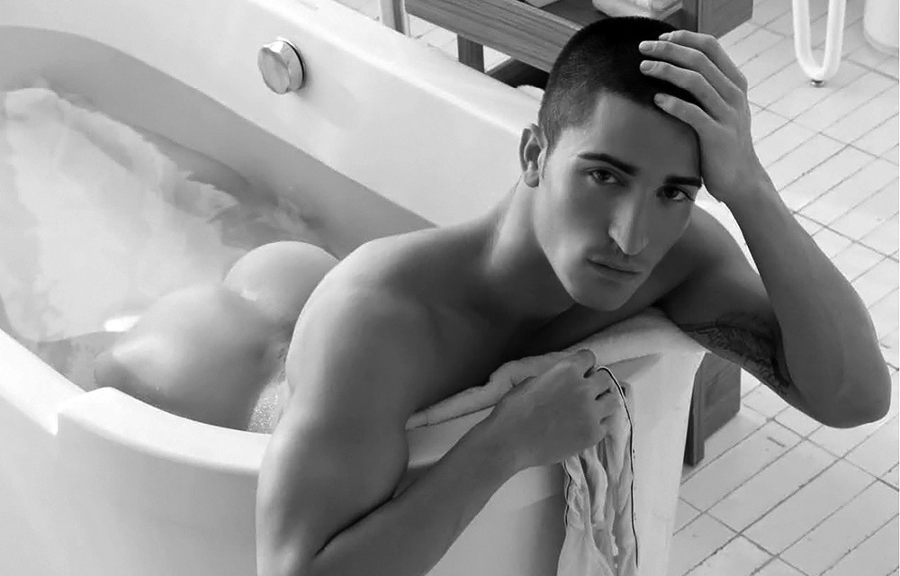 southerncrotch:  Oh good grief, stop being so sexy!