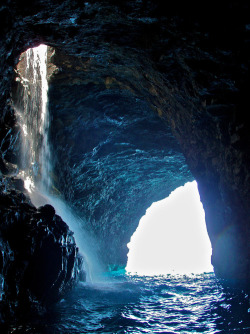 tourist-attractions:  Blue Caves – Zakynthos