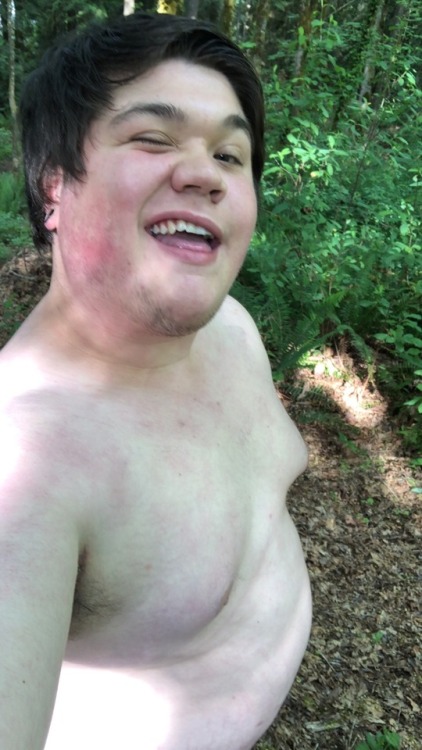 zacandren: I love me some nature‍♀️ Snapchat&amp;instagram: zacandren Can’t wait to fu